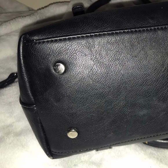 The bay brand black purse - Picture 4 of 4
